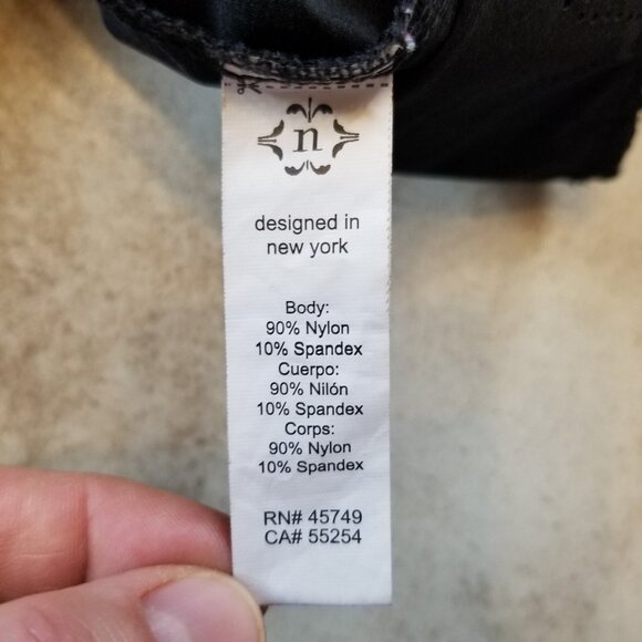 ✅Nanette Lepore Activewear Windbreaker Jacket Black Perforated Women's Size 2X - Picture 12 of 16